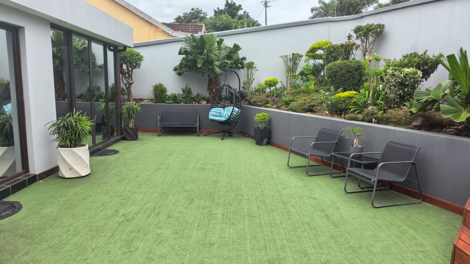 Private courtyard